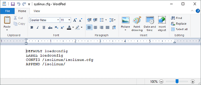 The syslinux.cfg configuration text is shown 