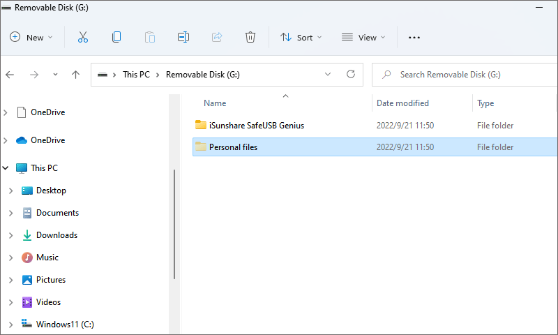 the hidden folder is lighter than other folders